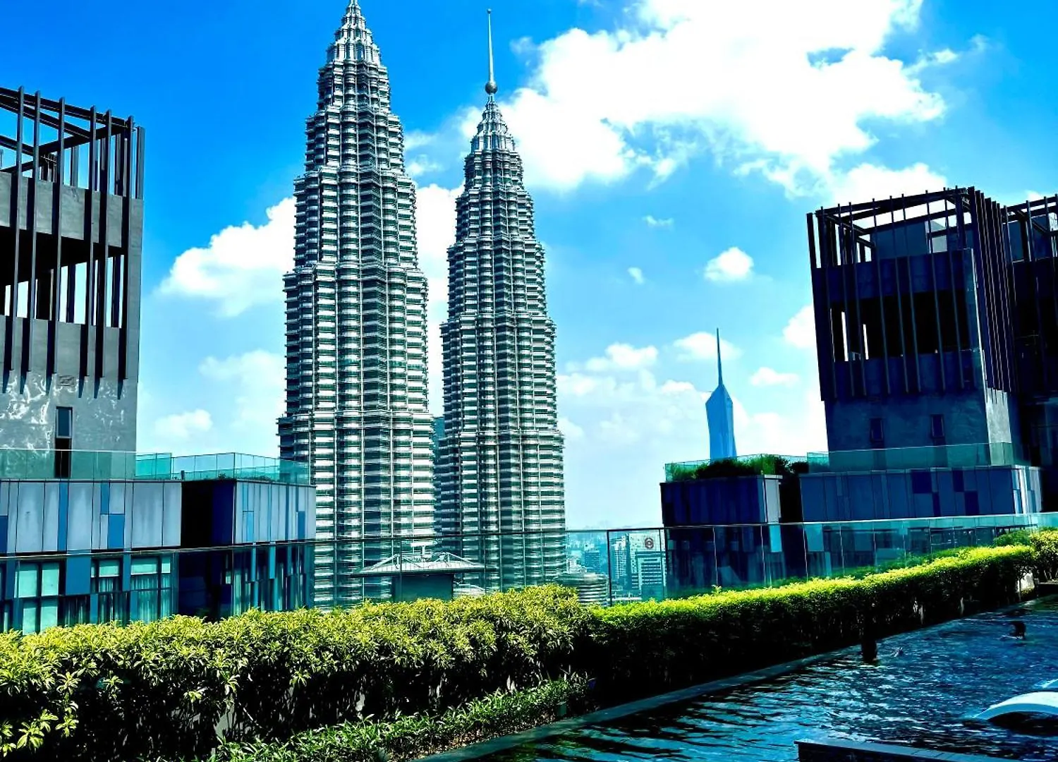 Star Residence Suite location